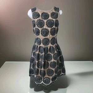 #67 Anthropologie Leifsoottia Black Beige Lacebloom Dress Size 0